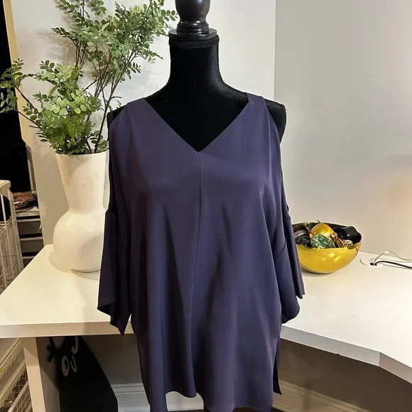 TIBI navy blue 100% silk cold shoulder blouse with adjustable shoulder straps - Picture 1 of 8